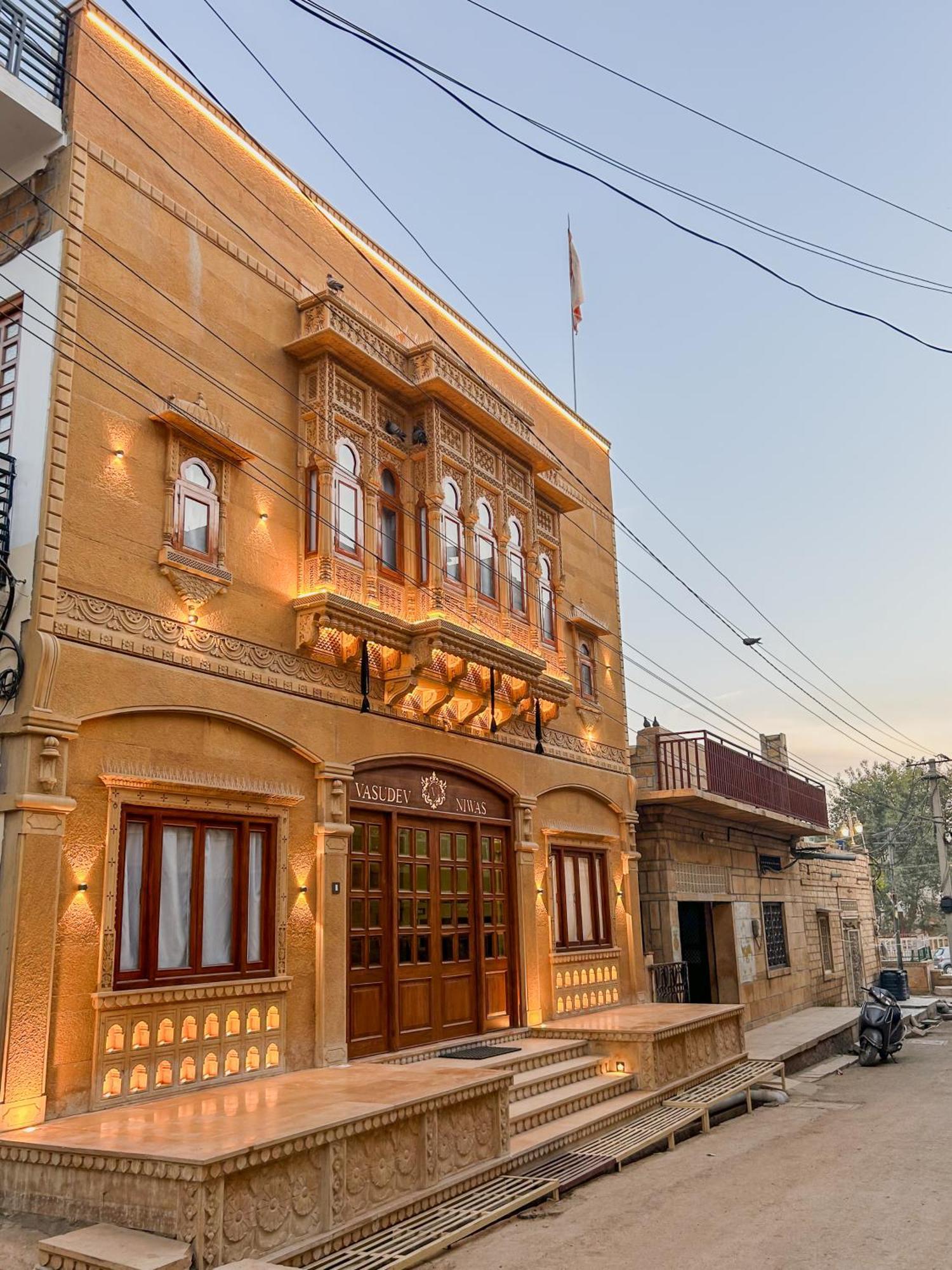 Hotel Vasudev Niwas Jaisalmer Extérieur photo