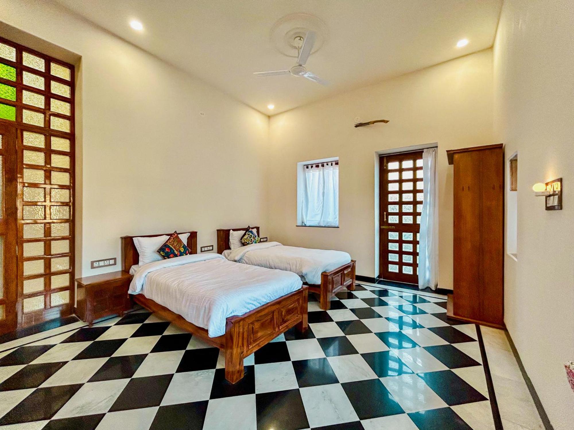 Hotel Vasudev Niwas Jaisalmer Extérieur photo