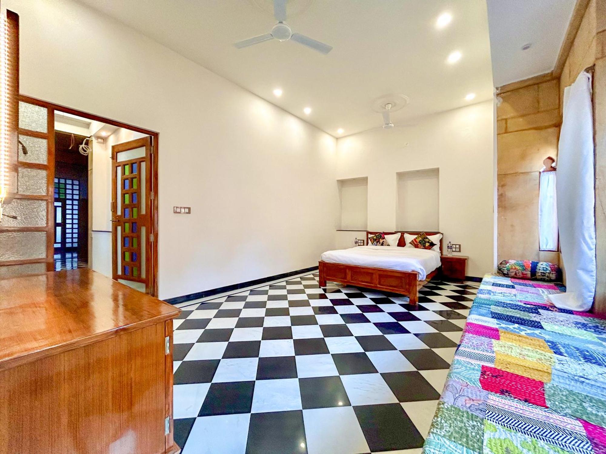Hotel Vasudev Niwas Jaisalmer Extérieur photo
