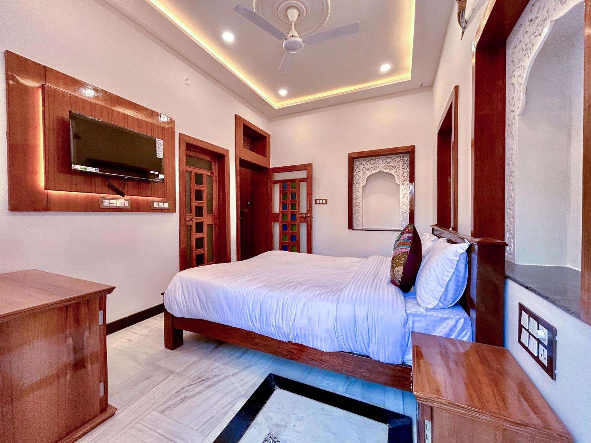 Hotel Vasudev Niwas Jaisalmer Extérieur photo